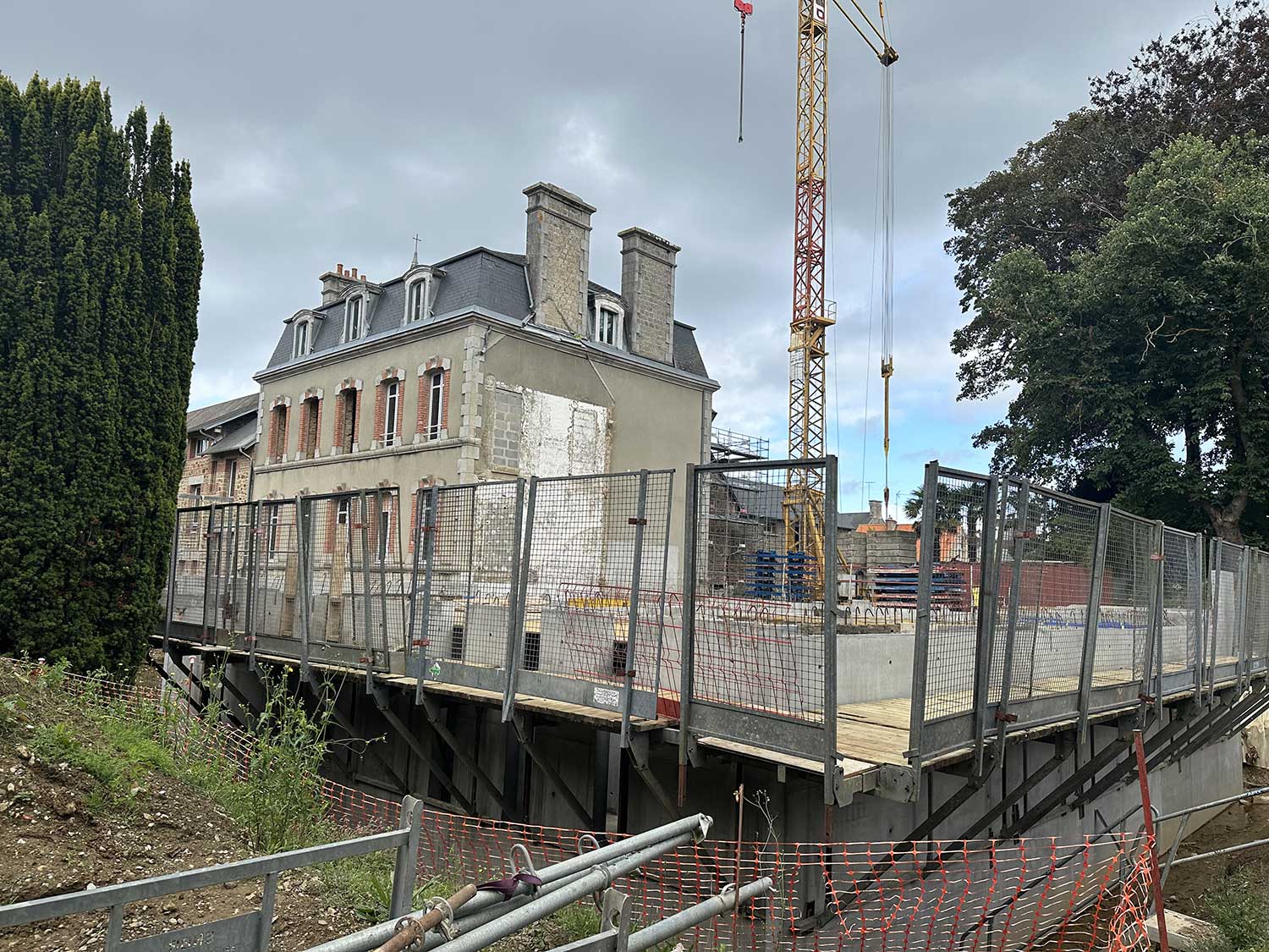 Avril ecole travaux 24 28